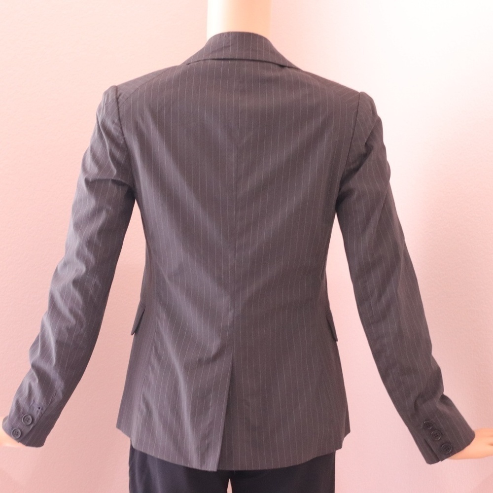 THEORY Gabe Pinstripe Suit Blazer - Picture 6 of 14